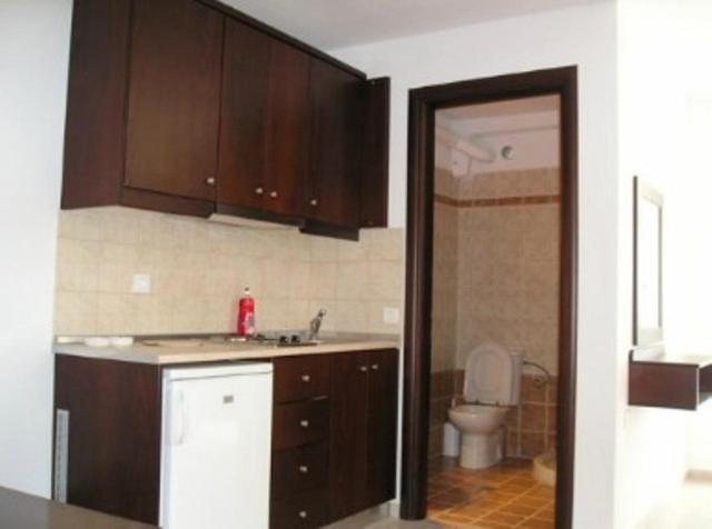 Golden Beach Inn Khrysi Ammoudia Rom bilde