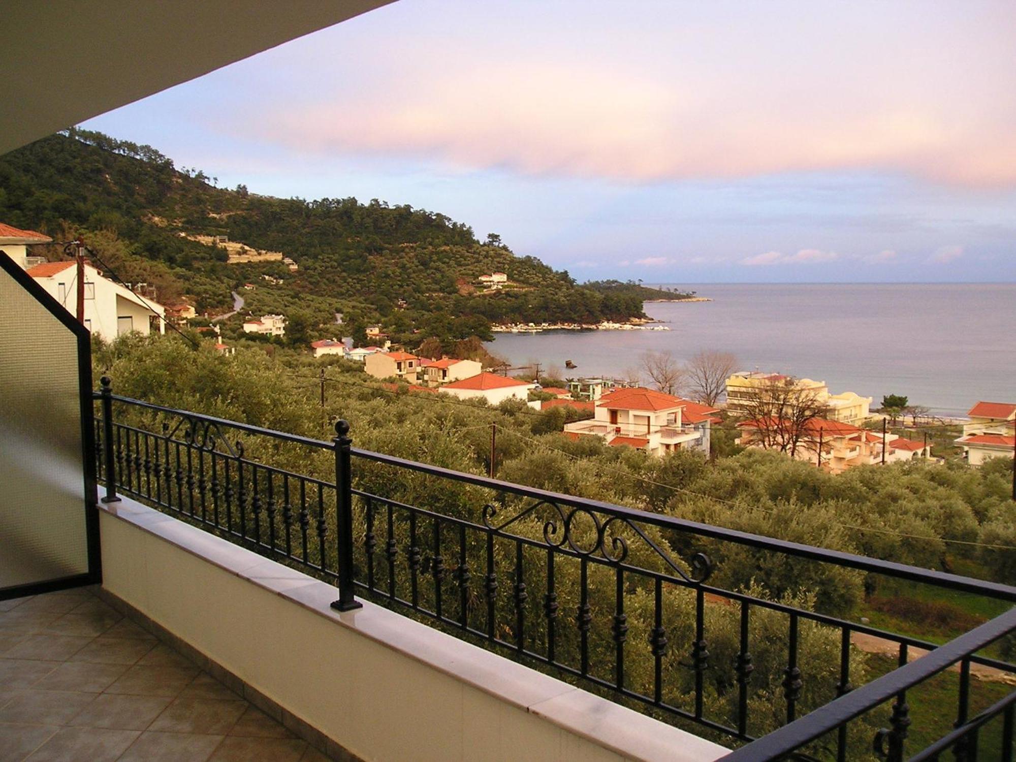 Golden Beach Inn Khrysi Ammoudia Eksteriør bilde
