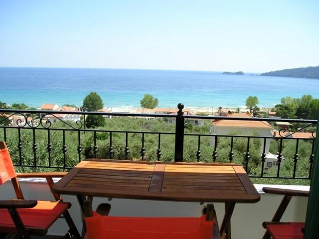 Golden Beach Inn Khrysi Ammoudia Eksteriør bilde